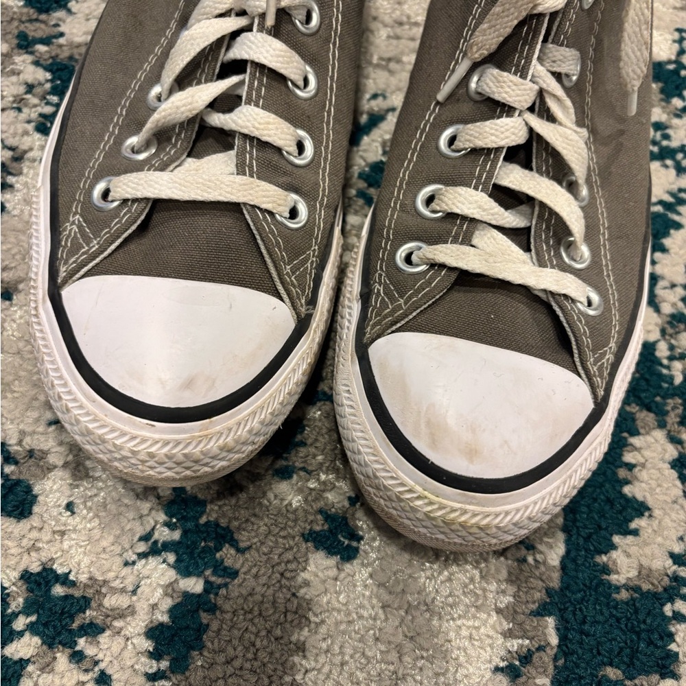 Grey Converse - Picture 2 of 5